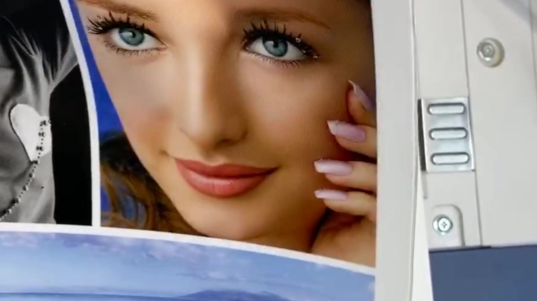 室內/户外貼紙-展示影片